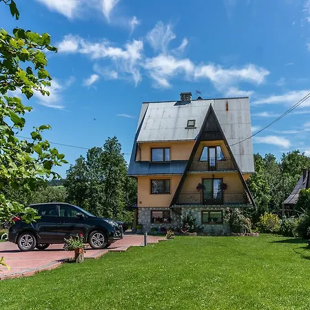 Sloneczny Dworek ゲストハウス *